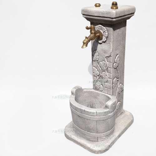 Fontana con rubinetto lavorato - fontana,